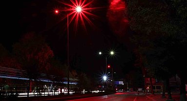 ÇEDAŞ, Cumhuriyet'in 100. yılını "Türk bayrağı"nın renkleri ile kutluyor