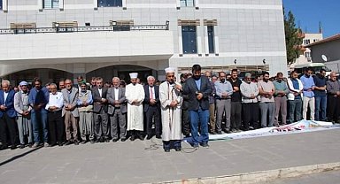 Çermik'te Filistinliler için gıyabi cenaze namazı kılındı