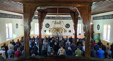 Çıldır'daki Camilerde Filistin Halkı için dualar edildi