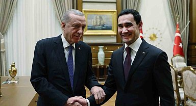Cumhurbaşkanı Erdoğan ve Türkmenistan Devlet Başkanı Berdimuhammedov birbirlerine köpek hediye etti