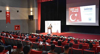 Cumhuriyeti'nin 100. Yılında 'Türk Demokrasisi' paneli