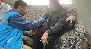 Cumhuriyetin 100. yılında 100 yaşındakilere vefa ziyareti