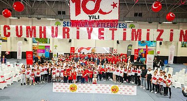 Cumhuriyetin 100. yılında şampiyonlar ödüllendirildi