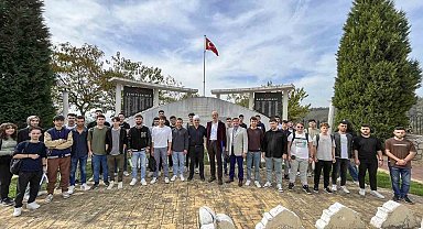 Cumhuriyetin 100. yılında şehitleri andılar