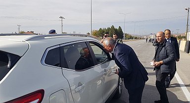 Cumhuriyetin 100. yılında sürücülere leblebi dağıtıldı