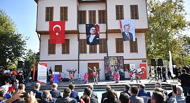 Cumhuriyetin 100'üncü Yıl Coşkusu Karesi Atatürk Evi'nde Yaşandı