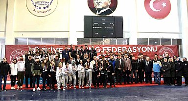 Curlingte şampiyonlar belli oldu