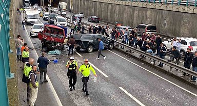 D-100'de 7 araç kazaya karıştı: Film seyreder gibi olan biteni izlediler