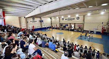 Denizli'de Cumhuriyetinin 100. yaşı coşkuyla kutlanıyor