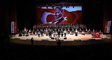 Denizli'de "Ata'mıza Saygı" konseri düzenlendi