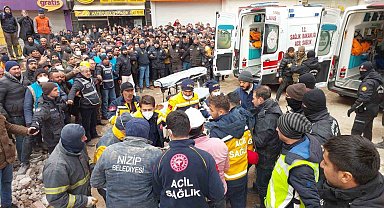 Depremde 51 kişinin öldüğü Furkan Apartmanı'nın ilk duruşması görüldü