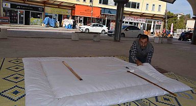 Depremzede yorgancı, çalışacağı bir konteyner iş yeri istiyor