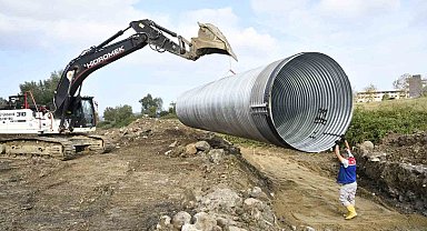 Dere geçişlerine çelik boru menfezler