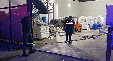 Deterjan imalathanesinde feci olay: Karıştırıcı mikserin altında kaldı