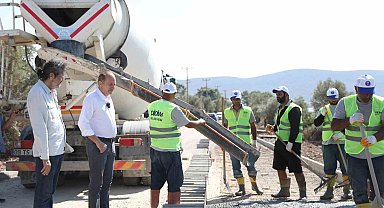 Didim'de 63,5 kilometrelik bisiklet yolu çalışmaları hızla devam ediyor