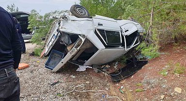 Direksiyonda uyuyakaldı, canını zor kurtardı