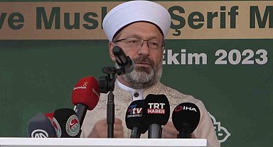 Diyanet İşleri Başkanı Erbaş: "Gençlerimizi ve çocuklarımızı Kur'an-ı Kerim'e göre yetiştirmeliyiz"