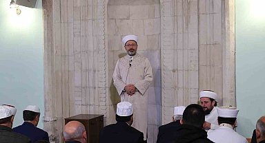 Diyanet İşleri Başkanı Erbaş: "Zulme karşı Müslümanların tek yumruk olması gerekiyor"