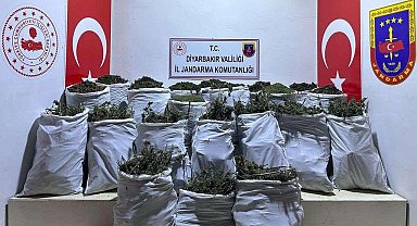 Diyarbakır'da 6 ayrı noktada 543 kilo esrar ele geçirildi
