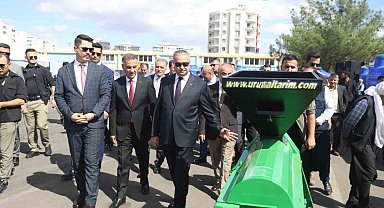Diyarbakır'da çiftçilere makine ekipmanı desteği yapıldı