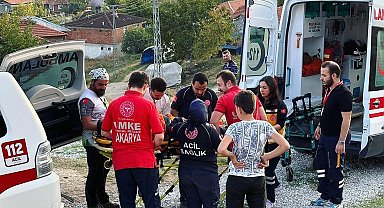 Doğa yürüyüşü kazayla sonlandı: Ayağı kırılan dağcı tedavi altında