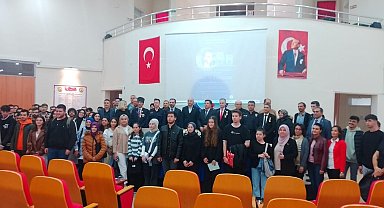 DPÜ Tavşanlı Meslek Yüksekokulu'nda Cumhuriyet'in 100. Yıl Kutlaması gerçekleşti