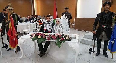 Düğün takılarını Filistin halkına bağışlayacaklar