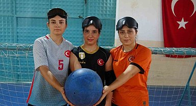 Dünya şampiyonu genç kızlar, gözünü 3. kez Avrupa'ya dikti