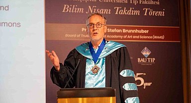 Dünya Sanat ve Bilim Akademisi'nden Prof. Dr. Brunnhuber: "Dünya, 2030'a kadar Sürdürebilir Kalkınma Hedeflerine ulaşamayacak"