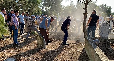 Edirne'de oğlu tarafından katledilen anne toprağa verildi