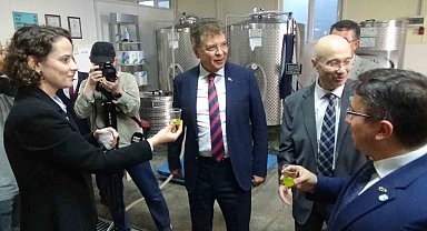 Edremit Belediyesi'nin zeytinyağlarını Balıkesir Üniversitesi üretecek