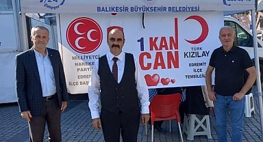 Edremit'te MHP'den kan bağış kampanyası ile Kızılay'a destek