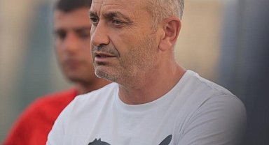 Efeler 09 SFK Teknik Direktörü Kanber: "Çok rahat kazanabileceğimiz maçta iki puan bıraktık"