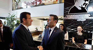 Ekrem İmamoğlu'ndan CHP İl Başkanı Özgür Çelik'e tebrik ziyareti
