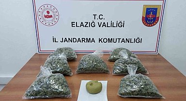 Elazığ'da uyuşturucu madde taşıyan 4 kişi tutuklandı
