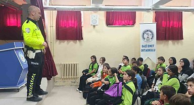 Emet'te öğrencilere trafik eğitimi