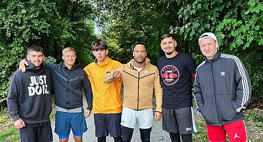 Emre Çukur, Alman rakibi Zachenhuber ile göz göze geldi