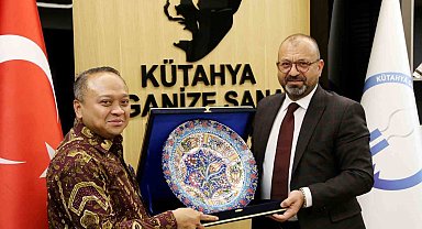 Endonezya Büyükelçisi, Kütahya Organize Sanayi Bölgesi Yönetimini ziyaret etti