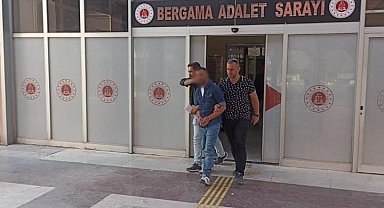 Enkaz altında saklandı ama polisten kaçamadı