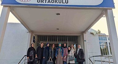 ER-VAK kadın komisyonundan Tuba öğretmene tebrik ziyareti