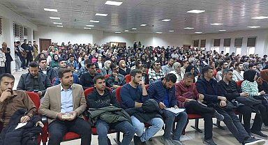 Erciş'te aday öğretmen bilgilendirme toplantısı yapıldı