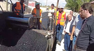 Erciş'te asfalt çalışması devam ediyor