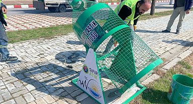 Erciş'te atık plastik geri dönüşüm kutuları yerleştirildi