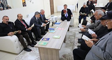 Erzincan'da 24 dakika kitap okuma etkinliği devam ediyor