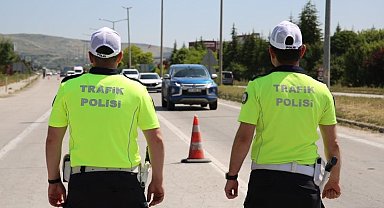 Erzurum'da 1 haftada 2 bin 124 sürücüye ceza kesildi