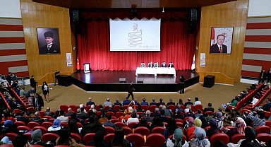 Erzurum'da "100. Yılında Türkiye Cumhuriyeti" sempozyumu başladı