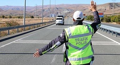 Erzurum'da sürücülere 2 Milyon 960 bin TL ceza