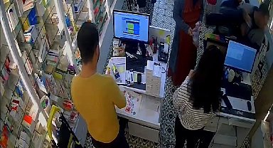 Esenyurt'ta eczanede alacak verecek hesaplaşması yumrukla bitti
