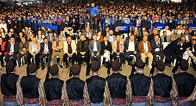 Esenyurt'ta "2. Kardeş Kültürler Festivali" Güneydoğu gecesiyle renkli anlara sahne oldu