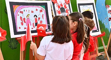 Esenyurtlu miniklerden 100. yıl sergisi